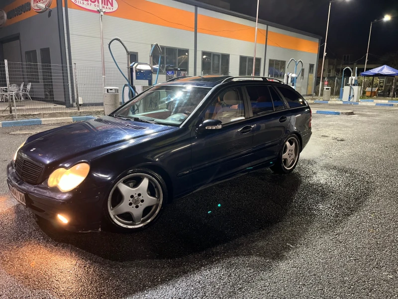 Mercedes-Benz C 200, снимка 2 - Автомобили и джипове - 48091119