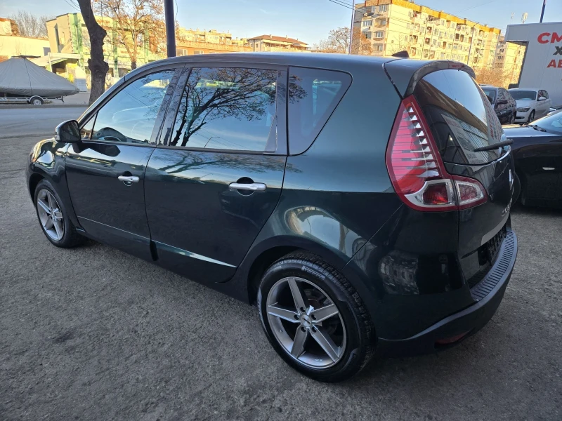 Renault Scenic, снимка 4 - Автомобили и джипове - 48357685