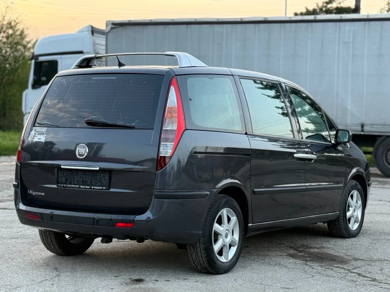 Fiat Ulysse 7Места* 170hp* Navi* Xenon, снимка 4 - Автомобили и джипове - 50794519