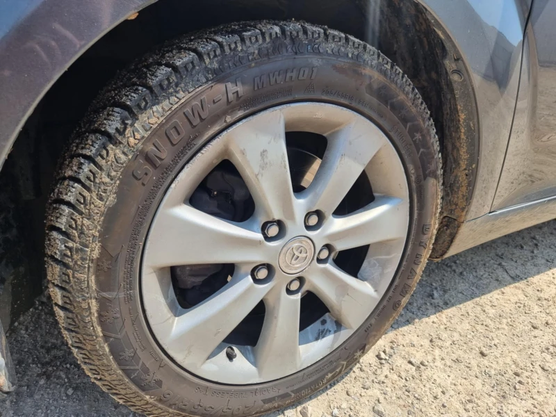 Toyota Corolla verso 2.2 D4D/ Фейс /7 местна, снимка 12 - Автомобили и джипове - 51899640