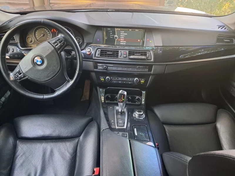 BMW 530 xDrive, масаж, печка, теглич, дистроник, снимка 11 - Автомобили и джипове - 51966578