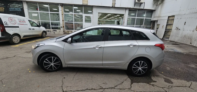 Hyundai I30 1.6 crdi Avtomat Kamera Germany , снимка 11 - Автомобили и джипове - 52322145