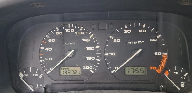 VW Polo газ, снимка 8 - Автомобили и джипове - 52611418