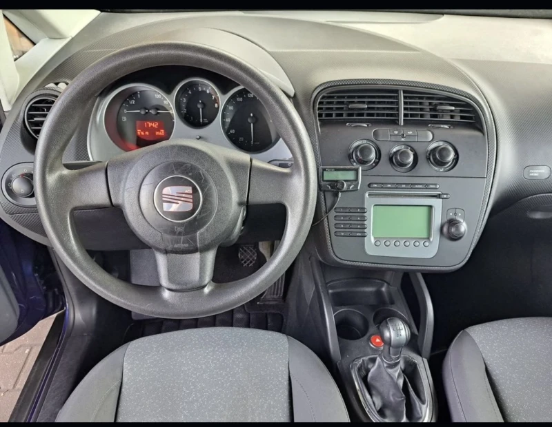 Seat Altea 1, 6i 97, 000км като нов , снимка 7 - Автомобили и джипове - 52878780