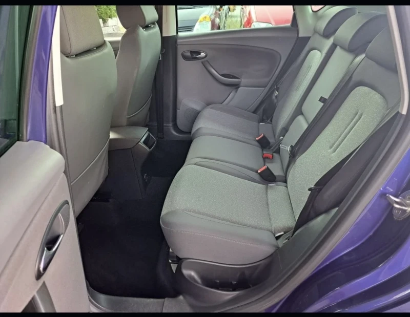 Seat Altea 1, 6i 97, 000км като нов , снимка 11 - Автомобили и джипове - 52878780