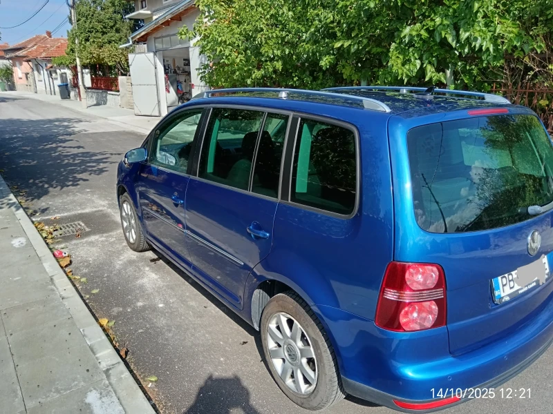 VW Touran 1.9 TDI, снимка 2 - Автомобили и джипове - 52923527