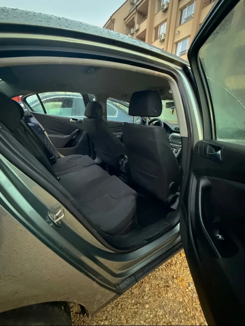 VW Passat, снимка 7 - Автомобили и джипове - 53092900