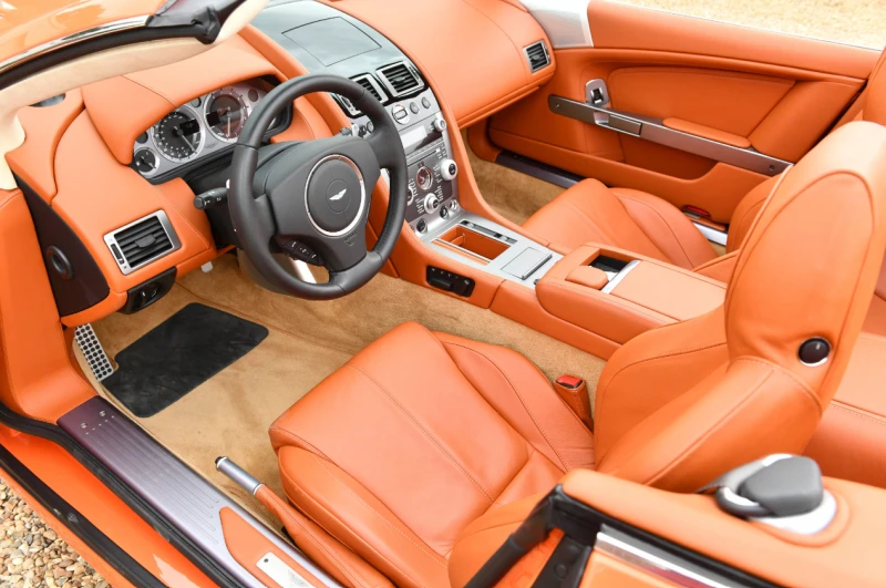 Aston Martin Db9, снимка 14 - Автомобили и джипове - 53185870