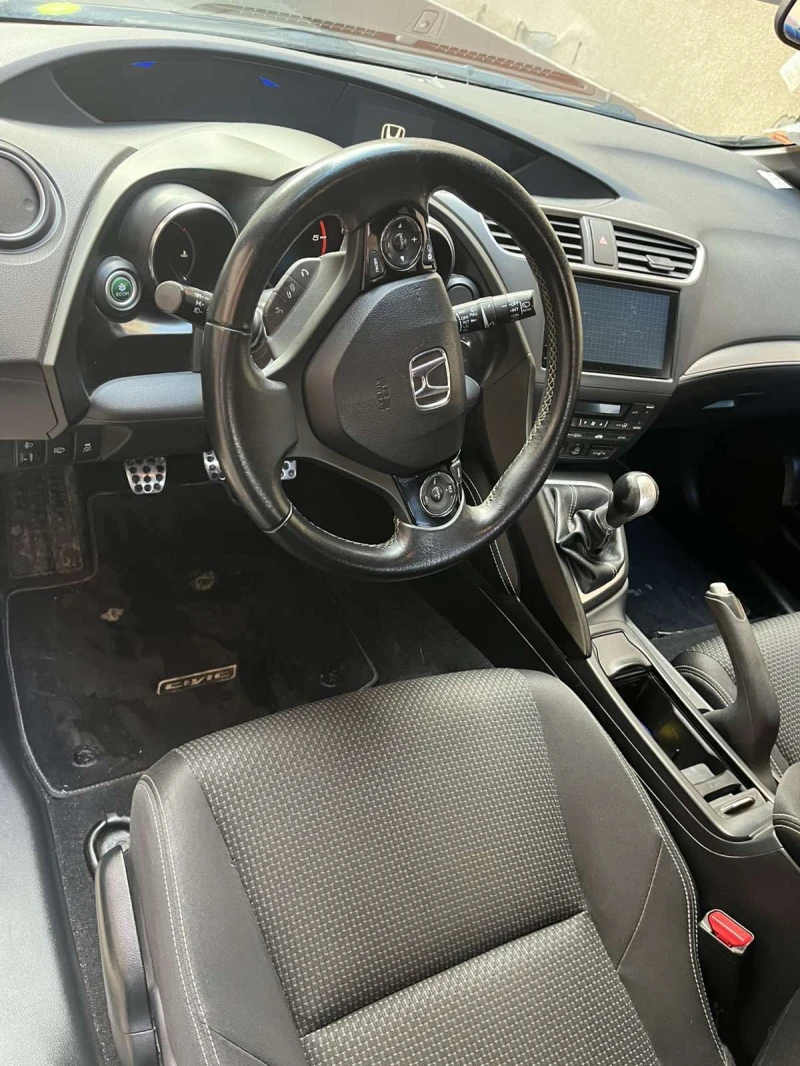 Honda Civic 1.6 , снимка 9 - Автомобили и джипове - 53419499