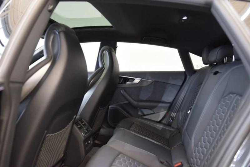 Audi Rs5 Sportback* Quattro* AWD* АвтоКредит* (ЦЕНА ДО БГ), снимка 16 - Автомобили и джипове - 53499839