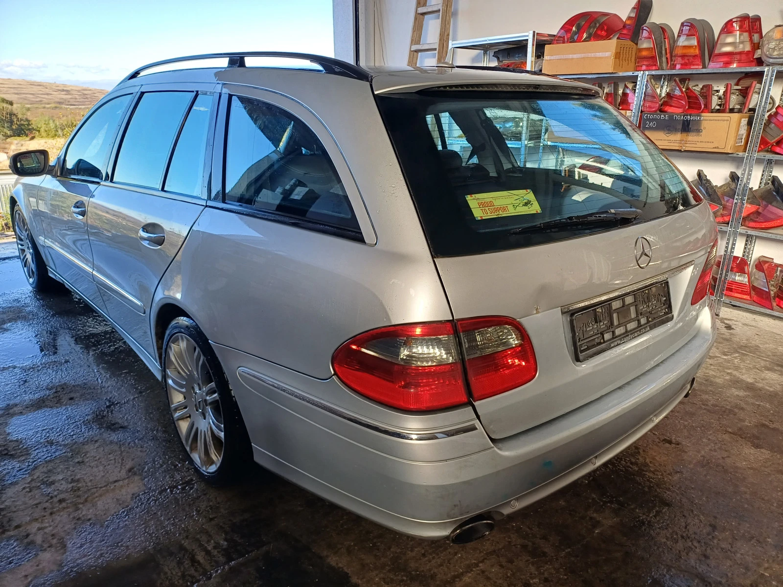 Mercedes-Benz E 320 3.2V6 cdi, снимка 12 - Автомобили и джипове - 53981127