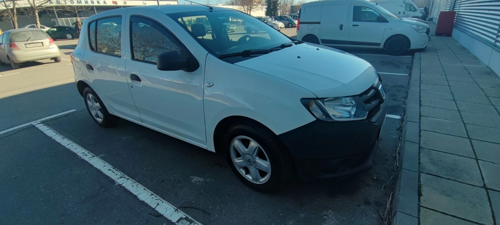 Dacia Sandero 1.2 - изображение 5