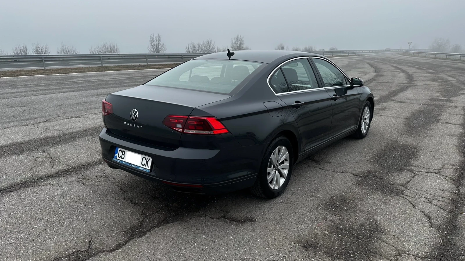 VW Passat  - изображение 2