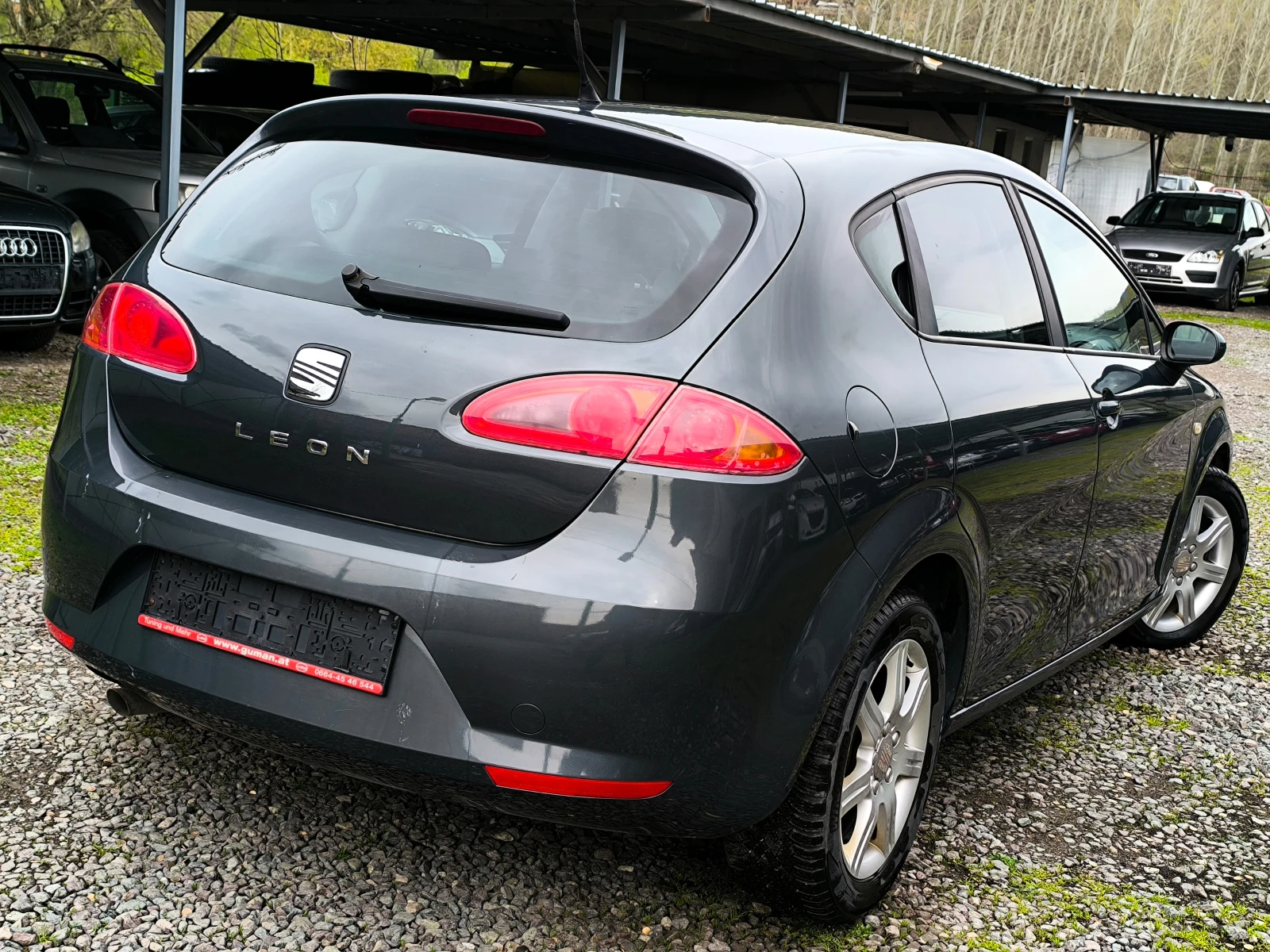 Seat Leon FACE LIFT-1.9TDI-105кс-КЛИМАТИК-ОТЛИЧЕН !!! - изображение 3