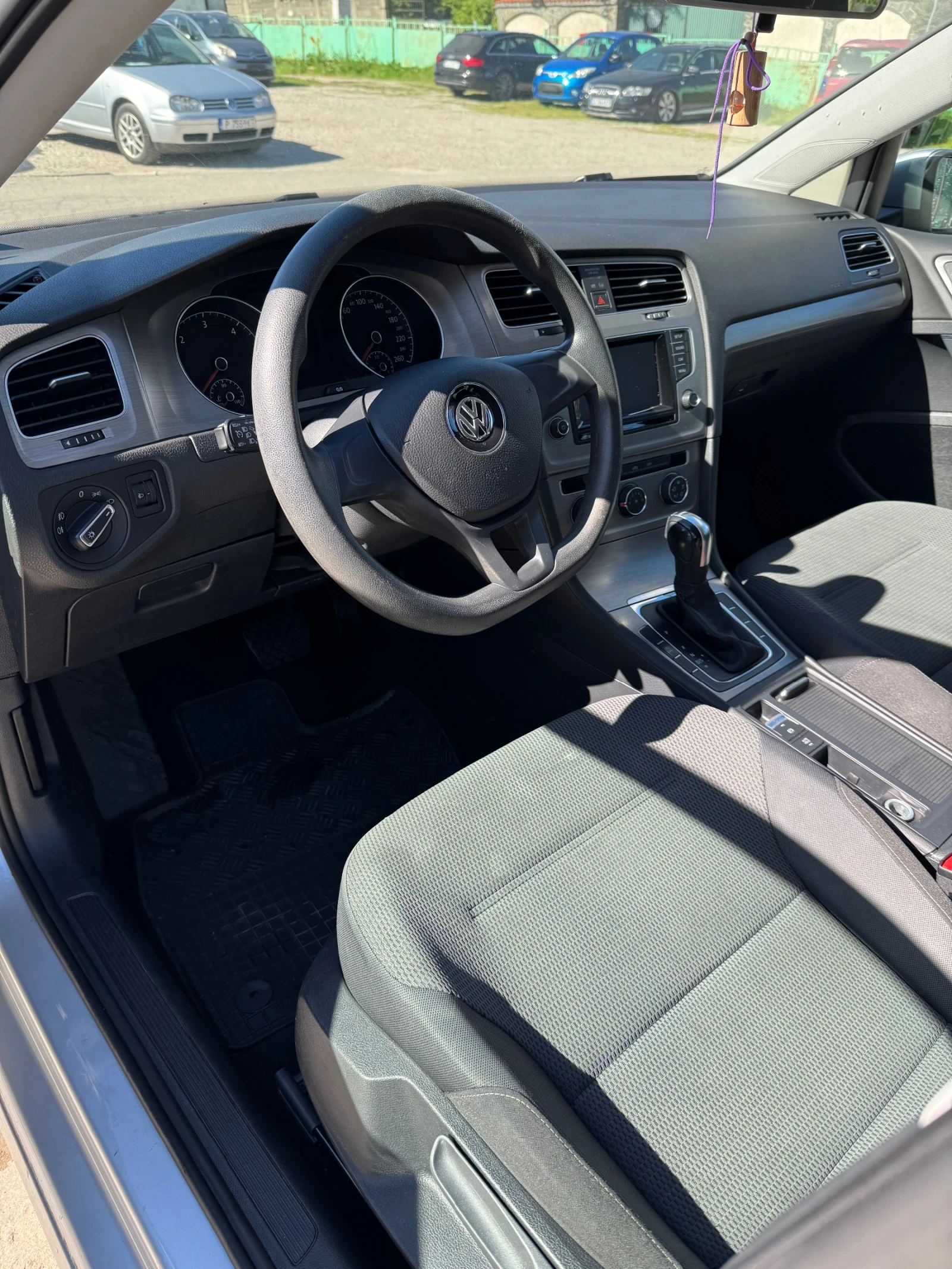 VW Golf Variant 1.6TDI BLUEMOTION - изображение 7