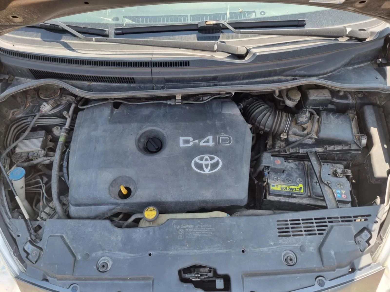 Toyota Corolla verso 2.2 D4D/ Фейс /Лети джанти 16/7 местна - изображение 4