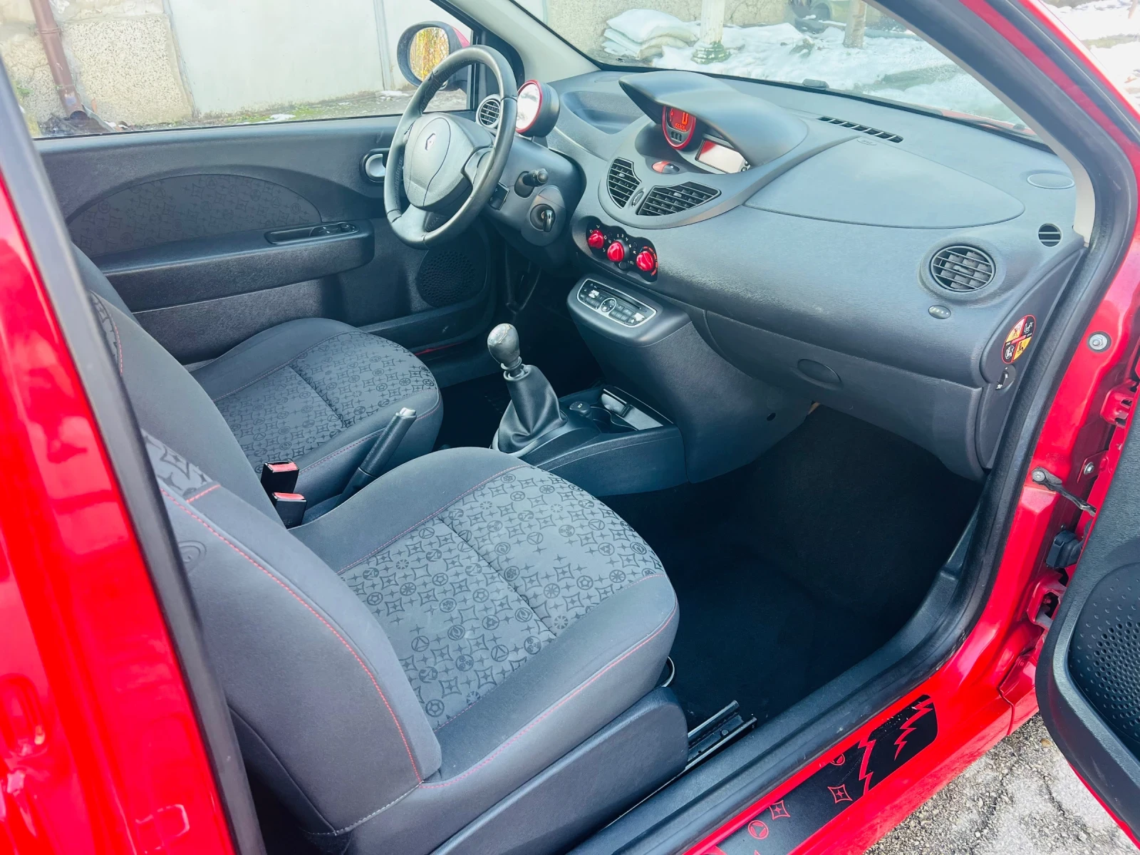 Renault Twingo 1.2 * RIP CURL*  | Mobile.bg � ����������� 12