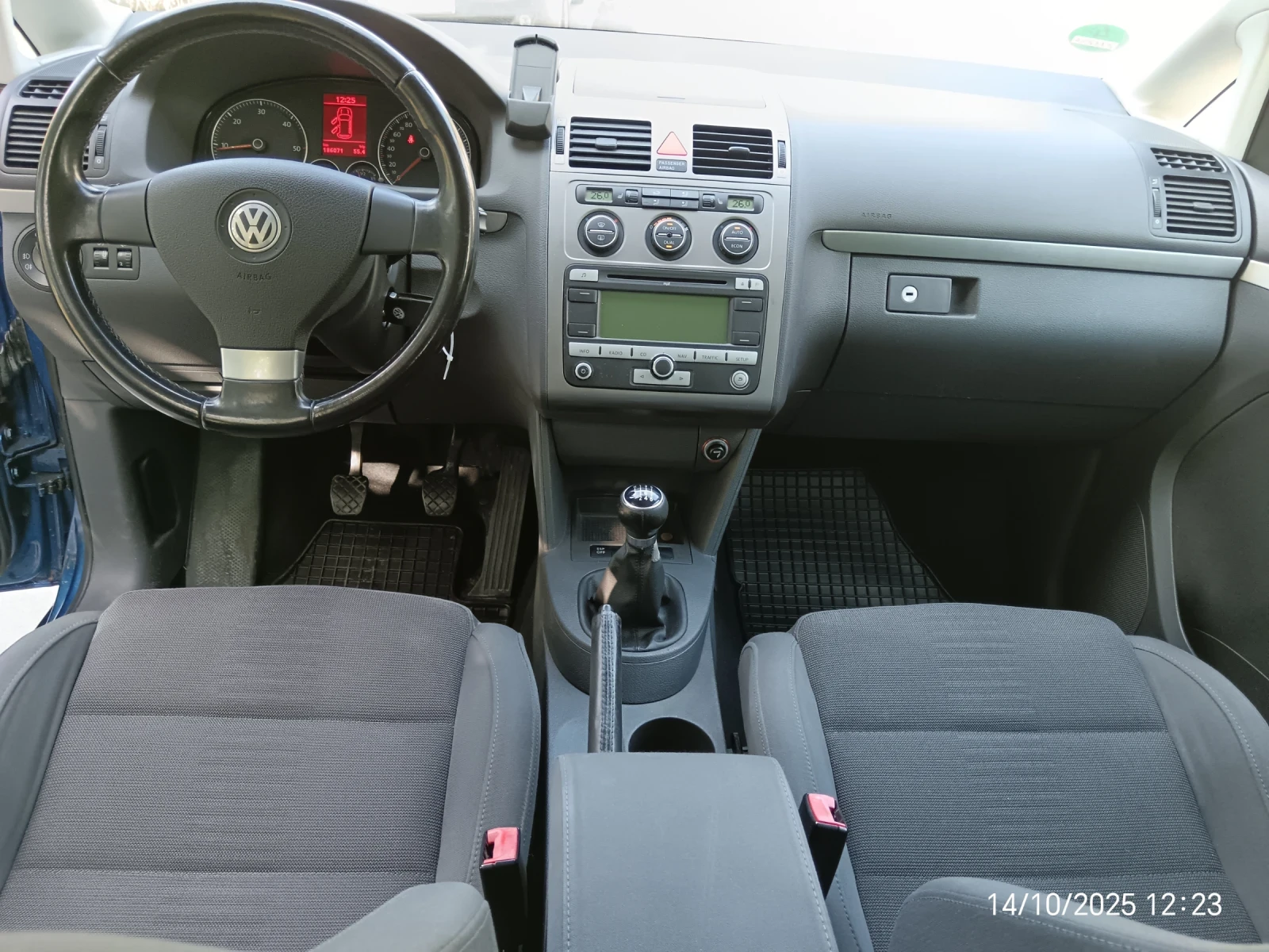 VW Touran 1.9 TDI - изображение 9