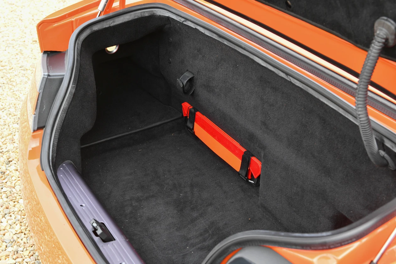 Aston Martin Db9 | Mobile.bg � ����������� 11