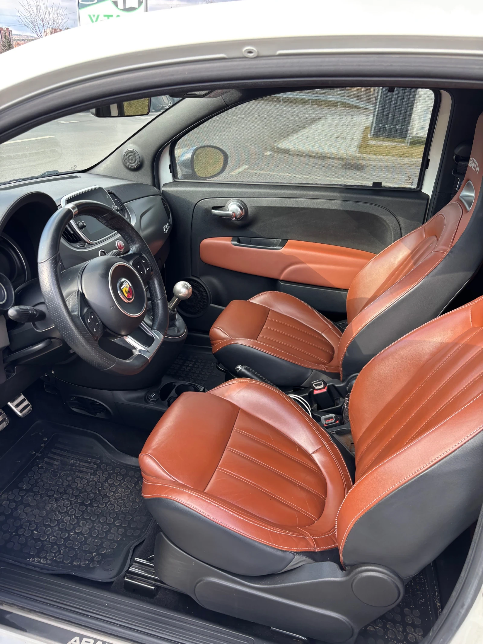 Abarth 595  - изображение 8