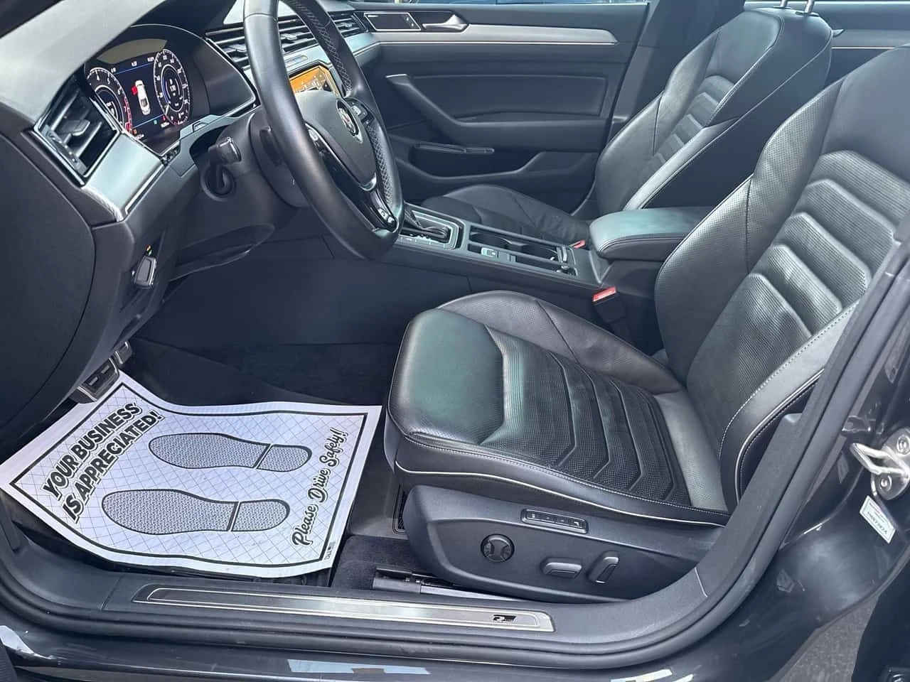 VW Arteon * CARFAX * R-LINE * DISTRONIC * 360 - изображение 9