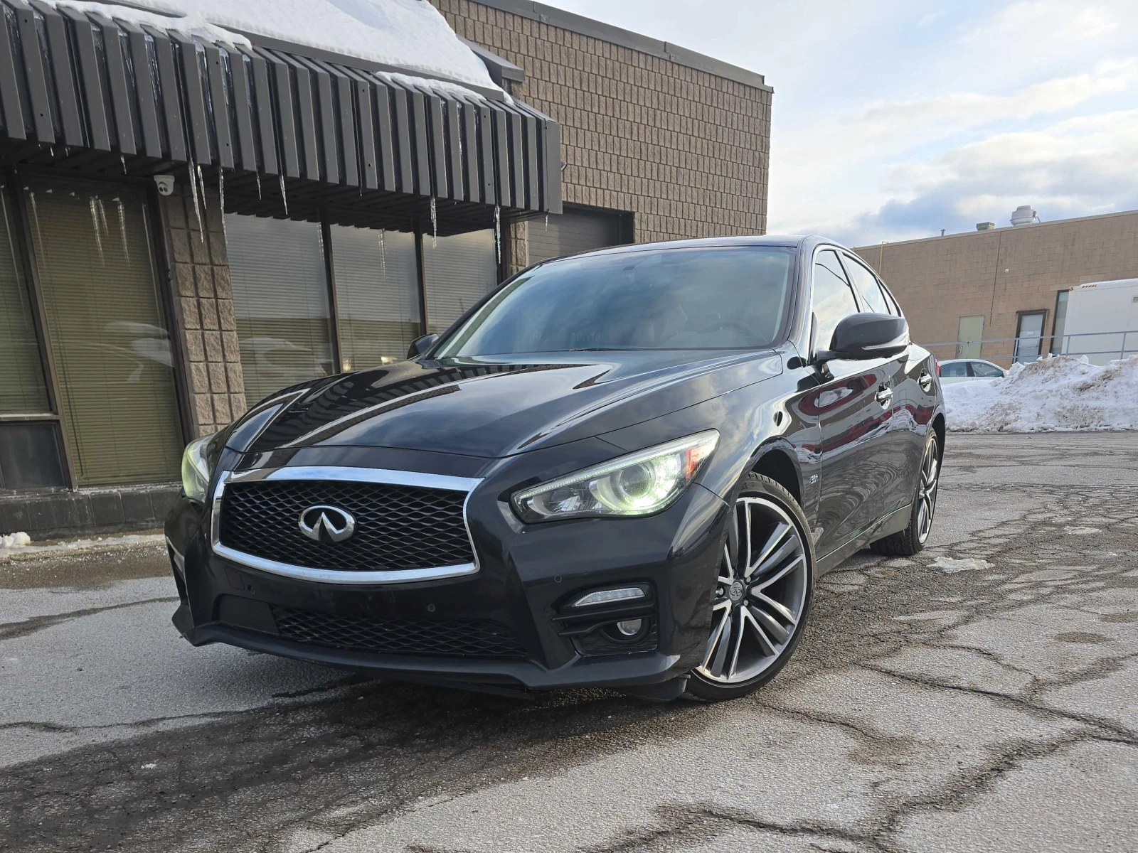 Infiniti Q50 * * CARFAX * * ���� ������ * *  | Mobile.bg � ����������� 1