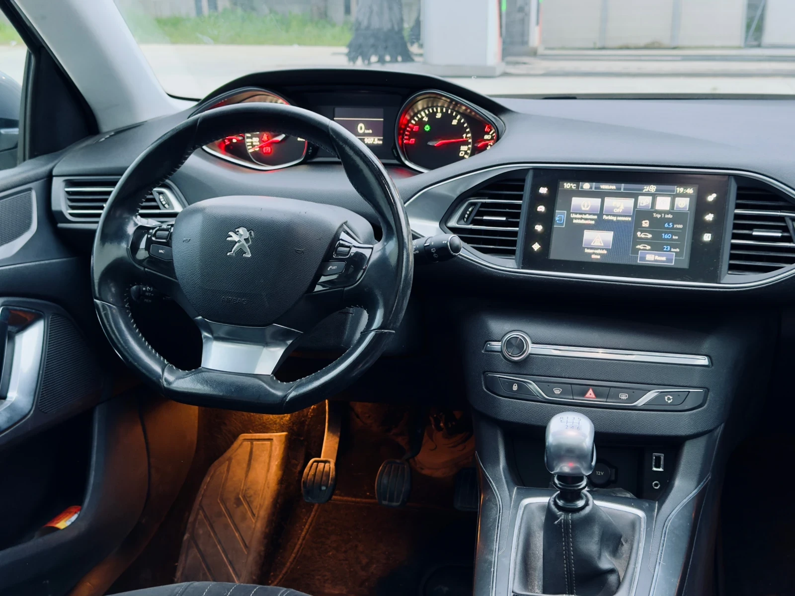 Peugeot 308 2.0 BLUE-HDI  FELINE, снимка 12 - Автомобили и джипове - 53726006