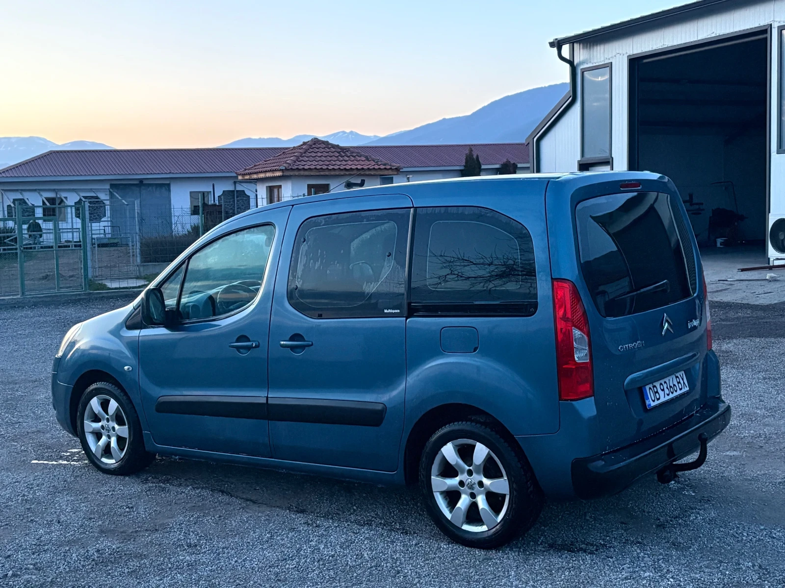 Citroen Berlingo, снимка 3 - Автомобили и джипове - 53895680