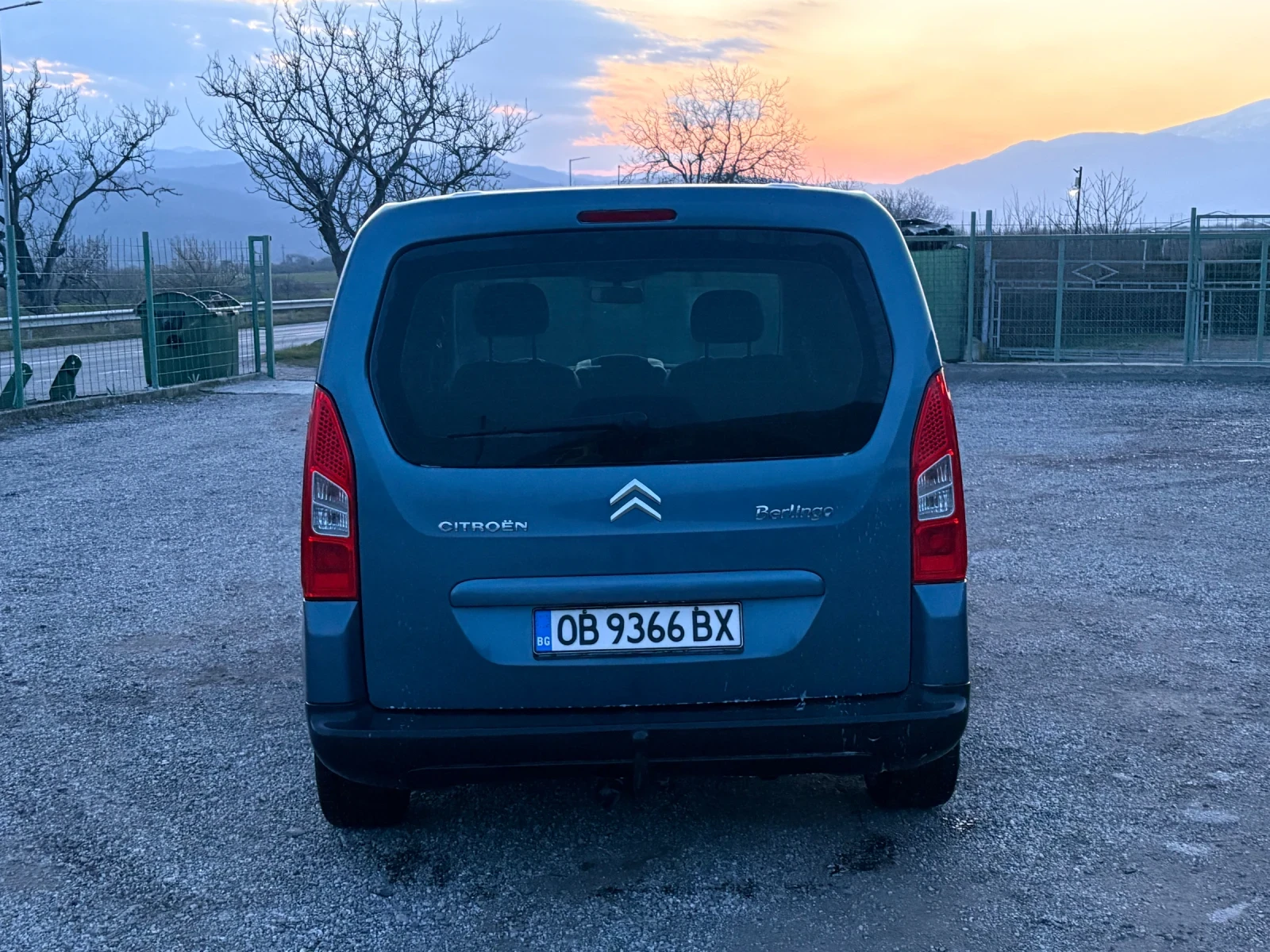 Citroen Berlingo, снимка 4 - Автомобили и джипове - 53895680