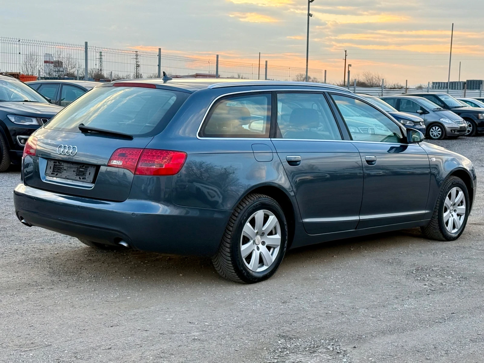Audi A6 3.0TDI* 233ps* Navi* Xenon* quattro, снимка 5 - Автомобили и джипове - 53905017