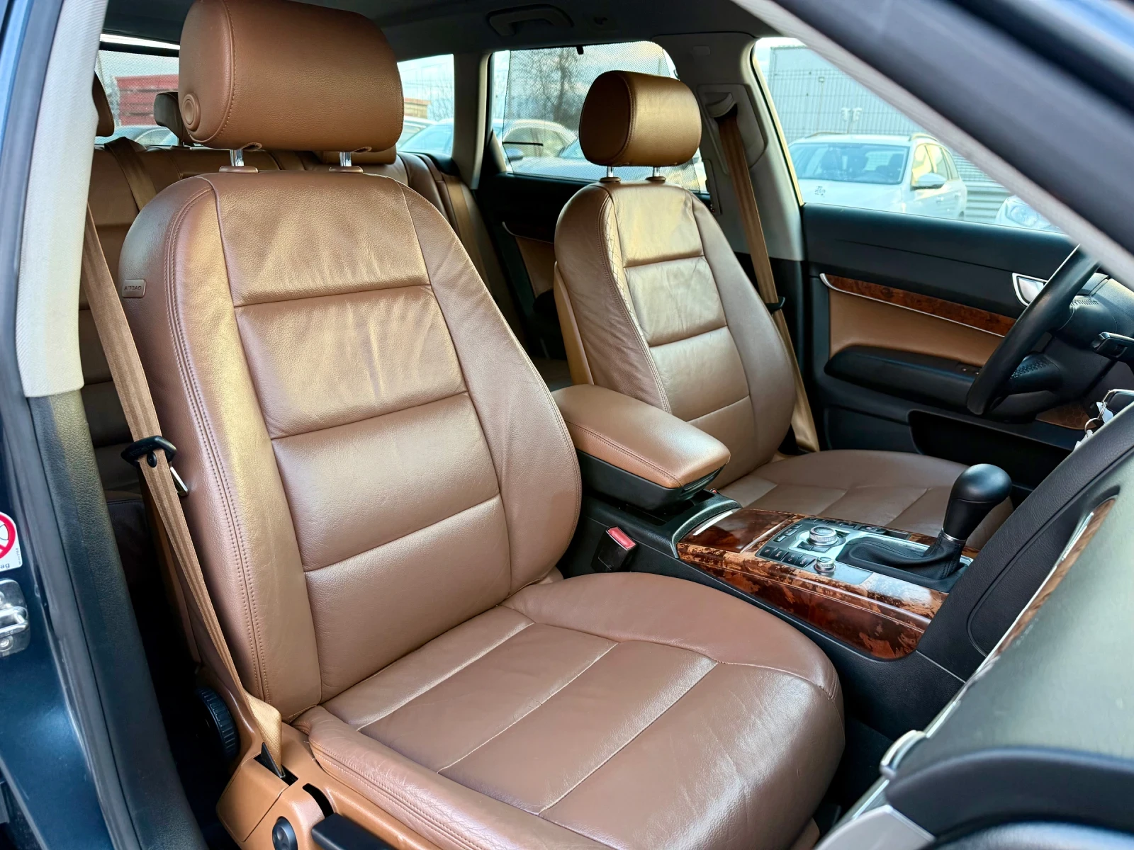 Audi A6 3.0TDI* 233ps* Navi* Xenon* quattro, снимка 10 - Автомобили и джипове - 53905017