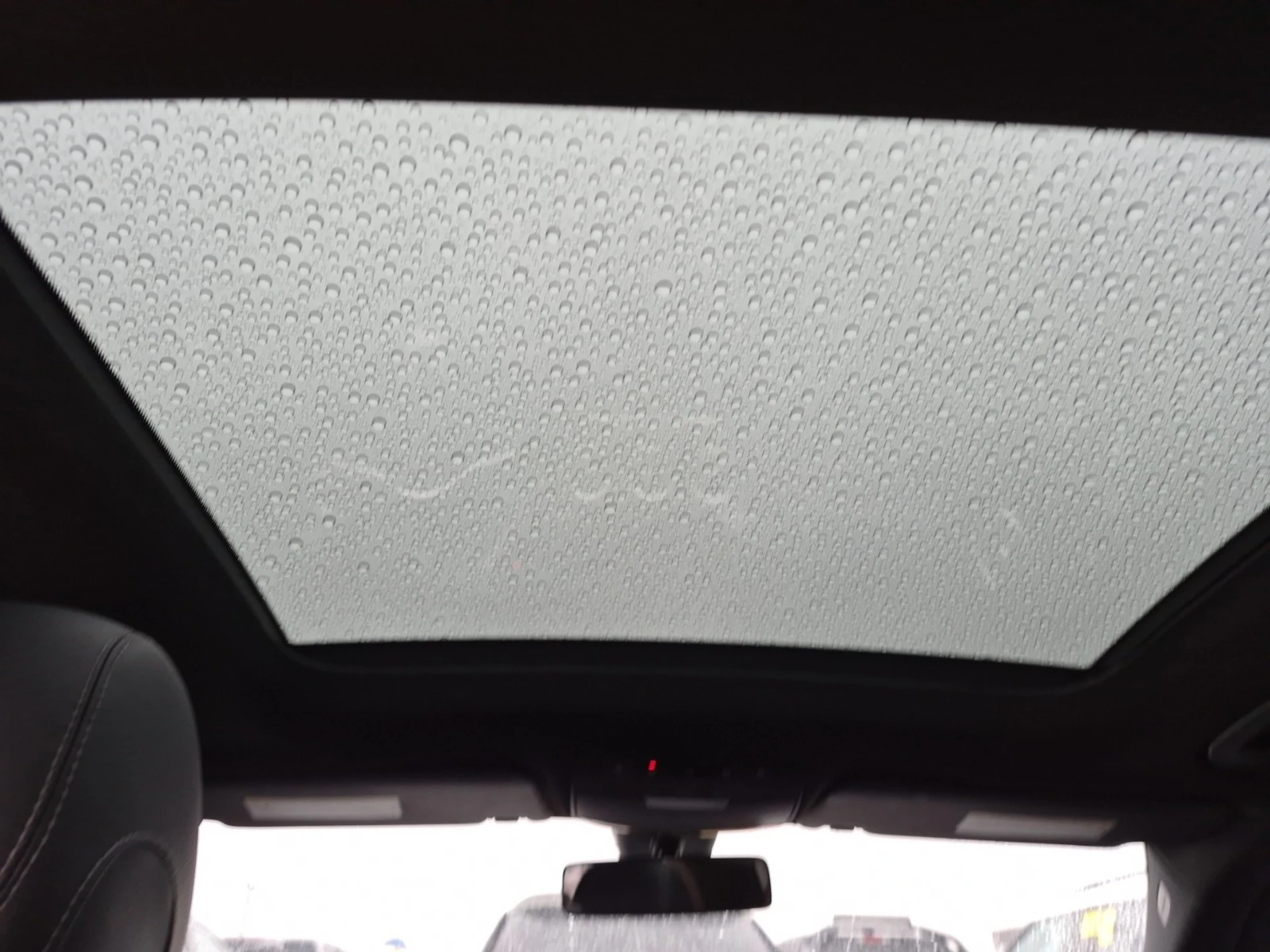 Mercedes-Benz C 300 4MATIC * AMG * СЕРВИЗНА ИСТОРИЯ , снимка 10 - Автомобили и джипове - 54099419