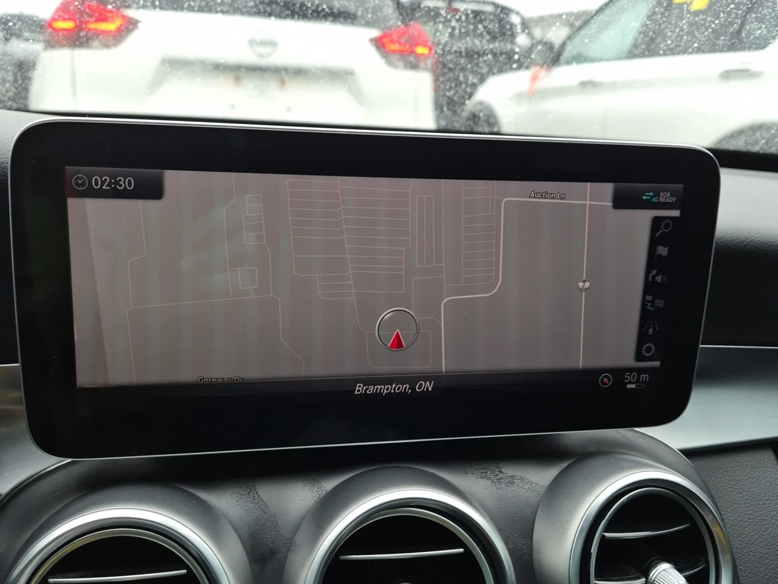 Mercedes-Benz C 300 4MATIC * AMG * СЕРВИЗНА ИСТОРИЯ , снимка 9 - Автомобили и джипове - 54099419