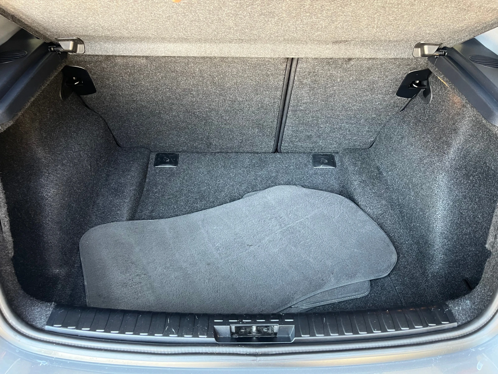 BMW 118 D, снимка 14 - Автомобили и джипове - 54145195