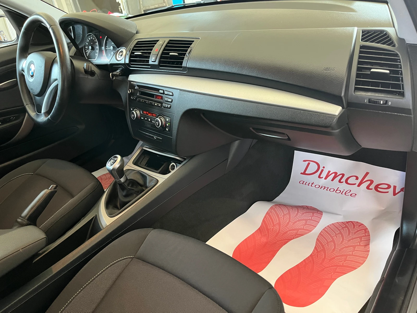 BMW 118 D, снимка 9 - Автомобили и джипове - 54145195