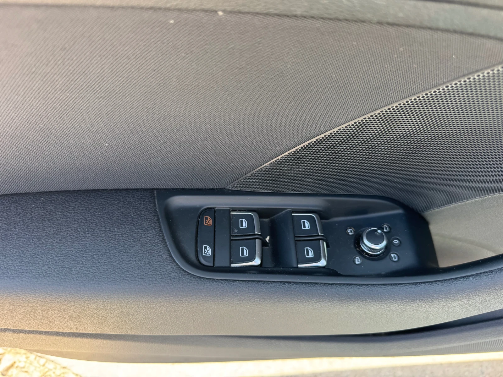 Audi A3 1.6 TDI 105kc, снимка 10 - Автомобили и джипове - 54345303