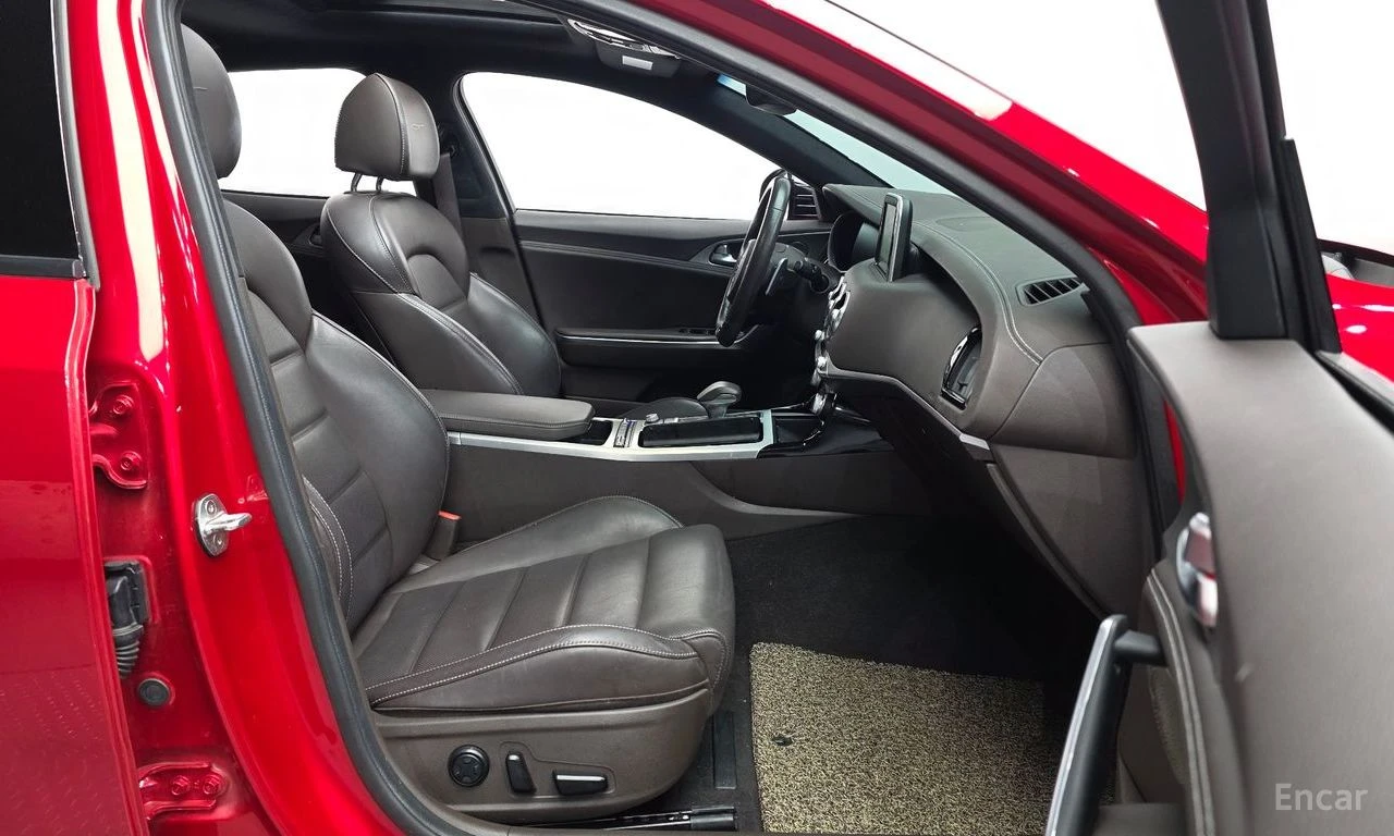 Kia Stinger GT* 3.3* TURBO* ОБДУХВАНЕ* ХЕДЪП* LANE* ASSIST* , снимка 14 - Автомобили и джипове - 54417152