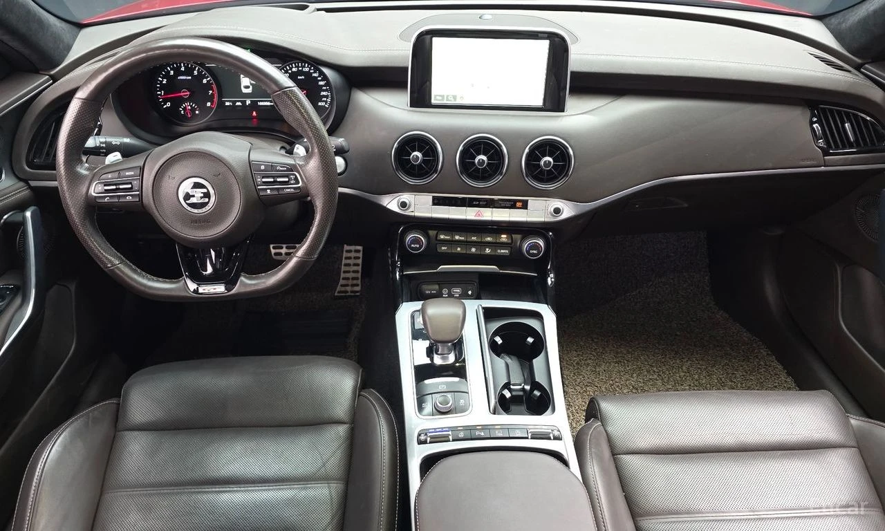 Kia Stinger GT* 3.3* TURBO* ОБДУХВАНЕ* ХЕДЪП* LANE* ASSIST* , снимка 7 - Автомобили и джипове - 54417152