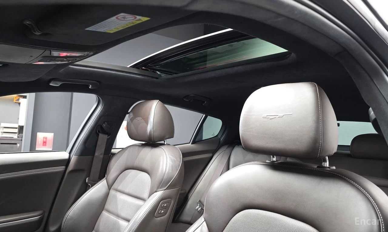 Kia Stinger GT* 3.3* TURBO* ОБДУХВАНЕ* ХЕДЪП* LANE* ASSIST* , снимка 13 - Автомобили и джипове - 54417152