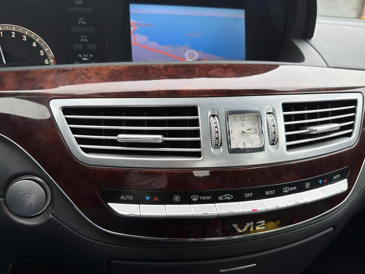 Mercedes-Benz S 600  5.5L  V 12  / CAMERA/ОБДУХВАНЕ, снимка 11 - Автомобили и джипове - 54476643