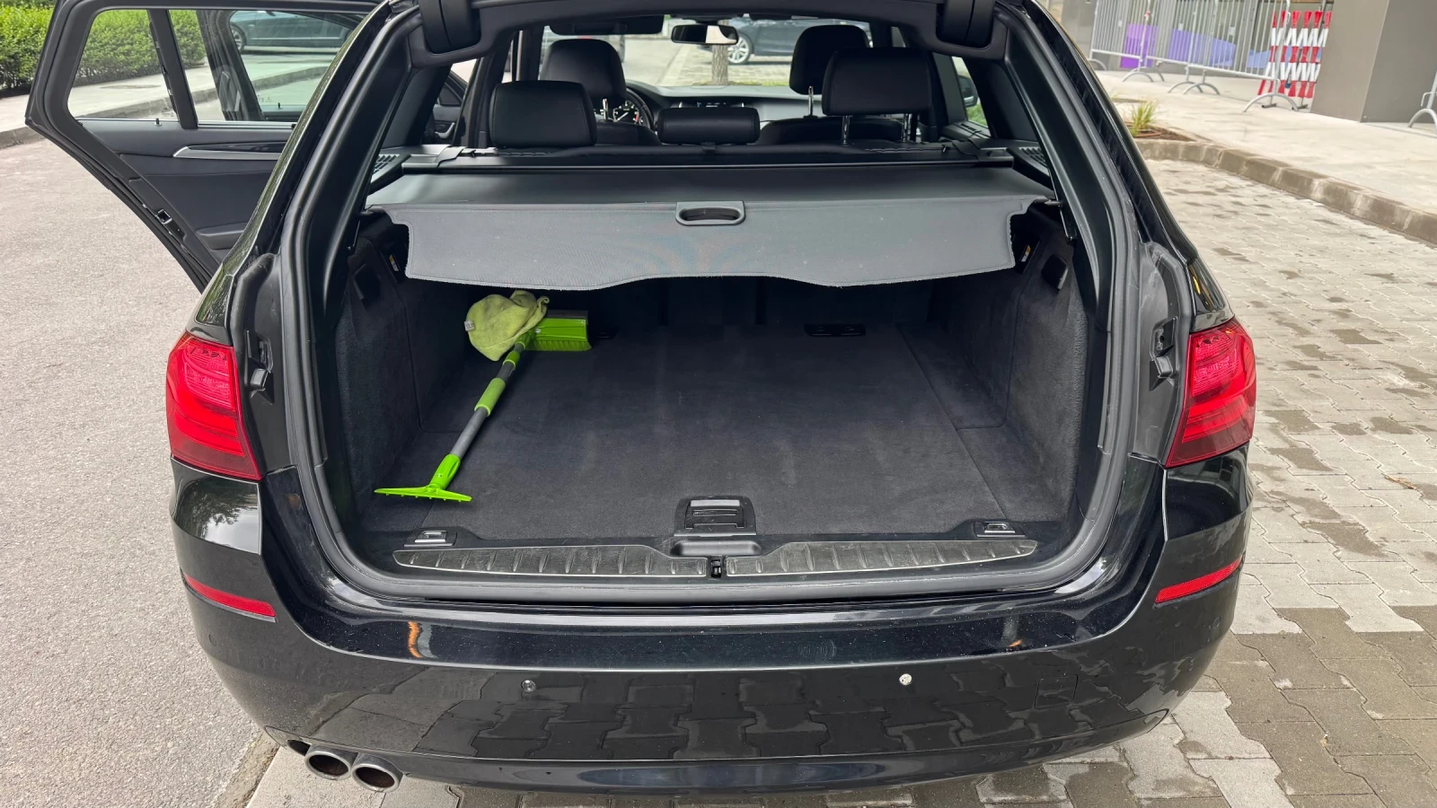 BMW 520 520d x-drive touring, снимка 10 - Автомобили и джипове - 54812015