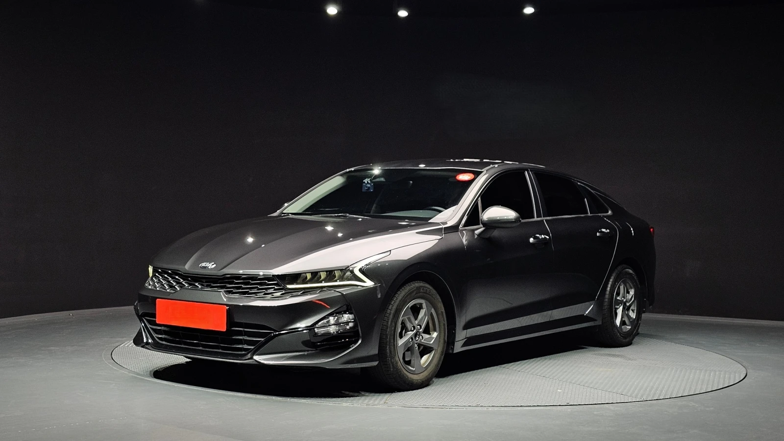 Kia K5 Фабрична Газ