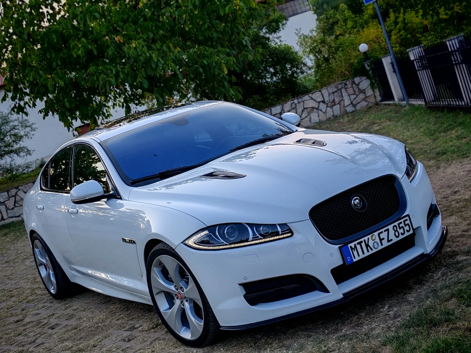 Jaguar Xf 3.0I V6(340)* SUPERCHARGED* 4X4* 8-ZF* 