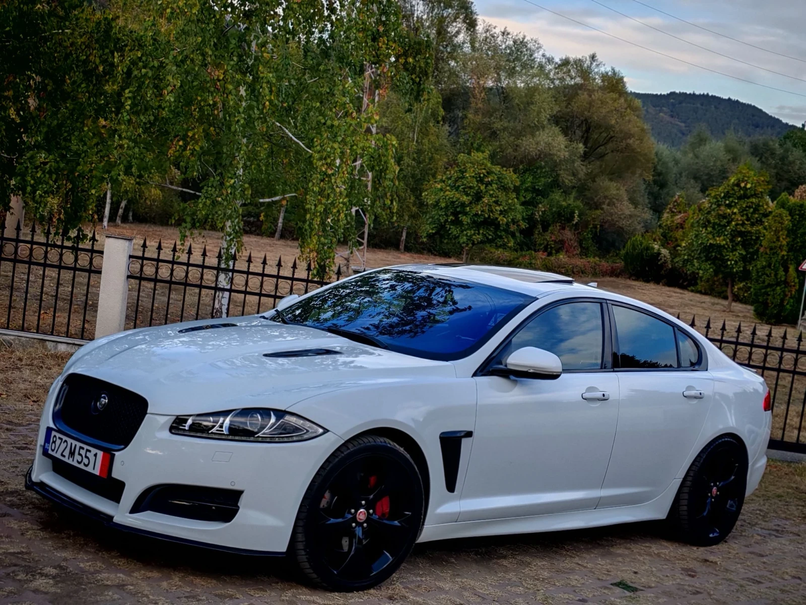 Jaguar Xf 3.0I V6(400)* SUPERCHARGED* 4X4* 8-ZF* , снимка 3 - Автомобили и джипове - 55546221