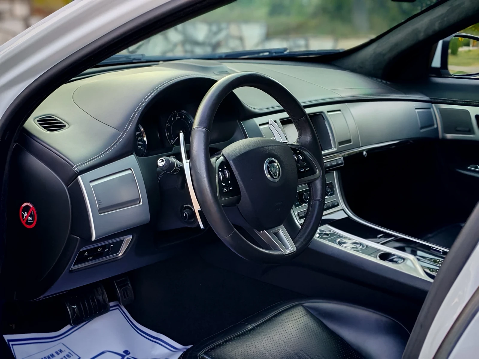 Jaguar Xf 3.0I V6(340)* SUPERCHARGED* 4X4* 8-ZF* , снимка 11 - Автомобили и джипове - 55546221
