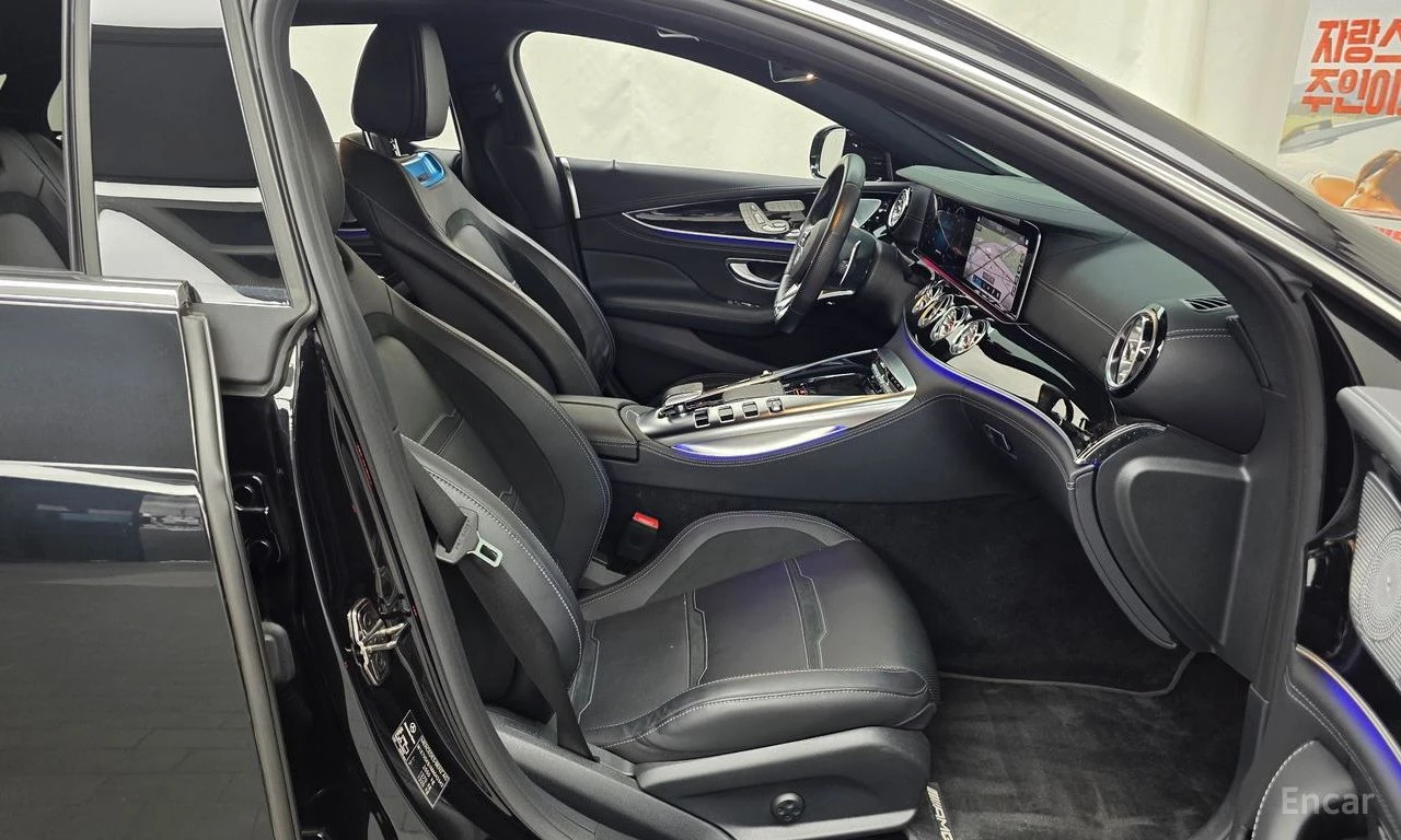 Mercedes-Benz AMG GT 43* 4MATIC+ * BURMESTER* ПОДГРЕВ* ОБДУХВАНЕ* 360КА, снимка 14 - Автомобили и джипове - 55618399