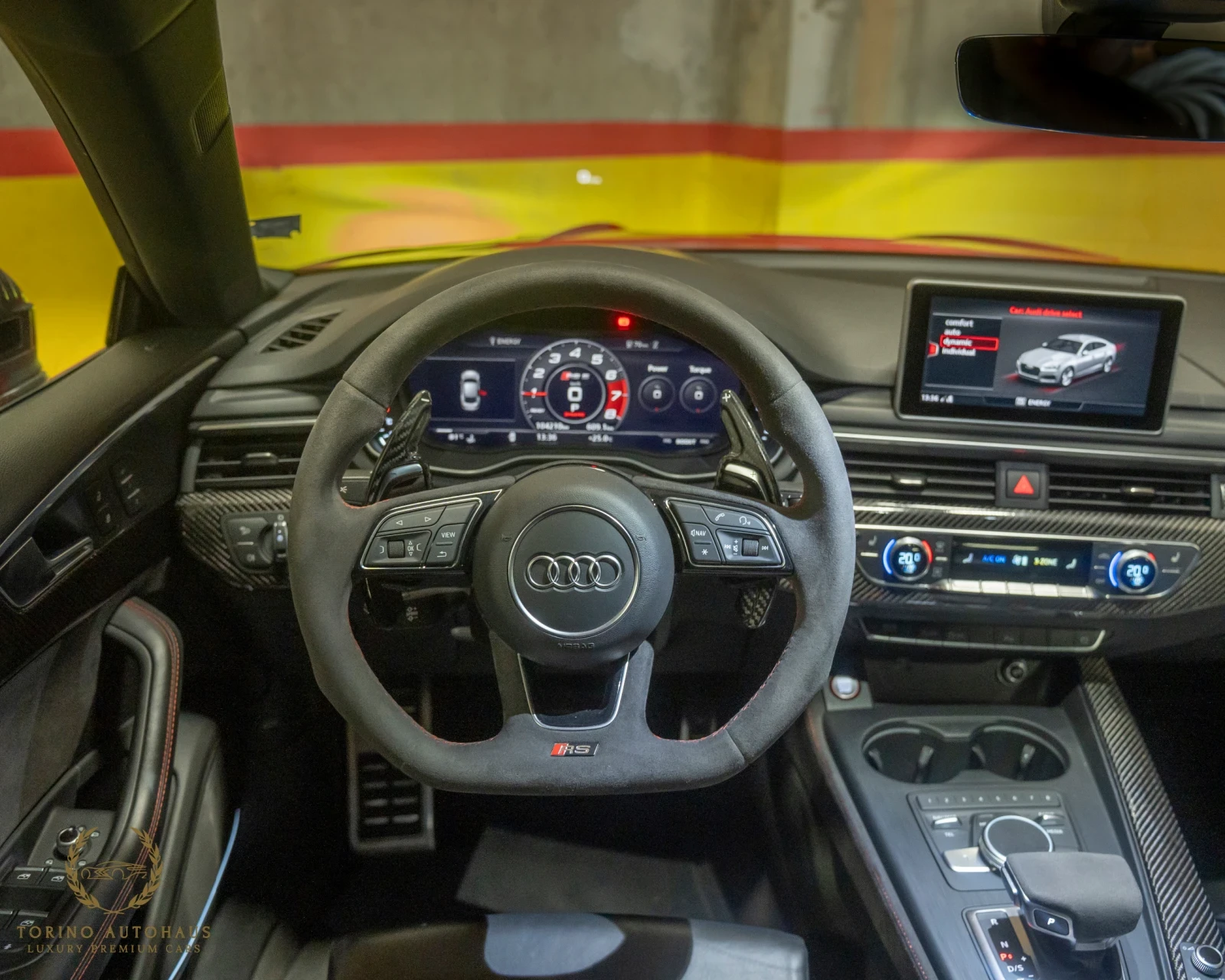 Audi Rs5 QUATTRO* CERAMIC BRAKES* B&O* HEAD UP* CARBON* TOP, снимка 14 - Автомобили и джипове - 55629523