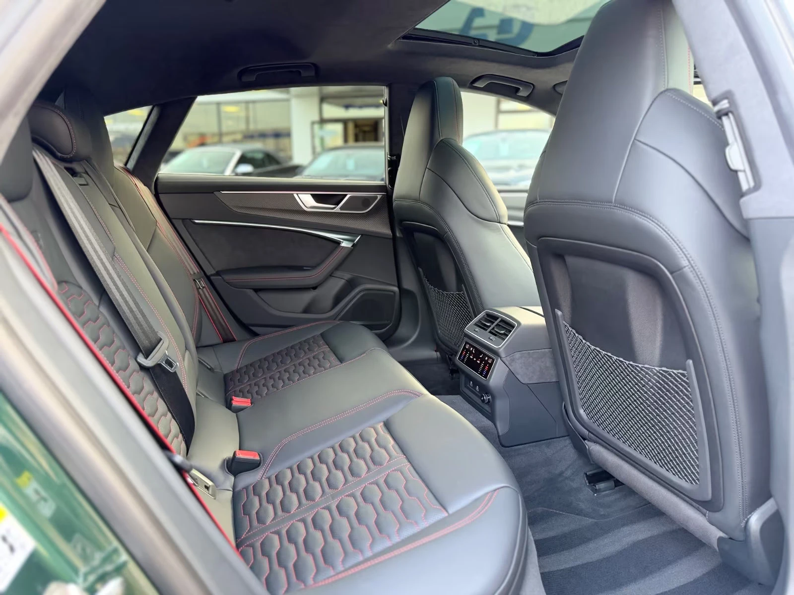 Audi Rs7 SPORTBACK/600HP/PANO/360/HUD/B&O/VENT/796z, снимка 15 - Автомобили и джипове - 55706727