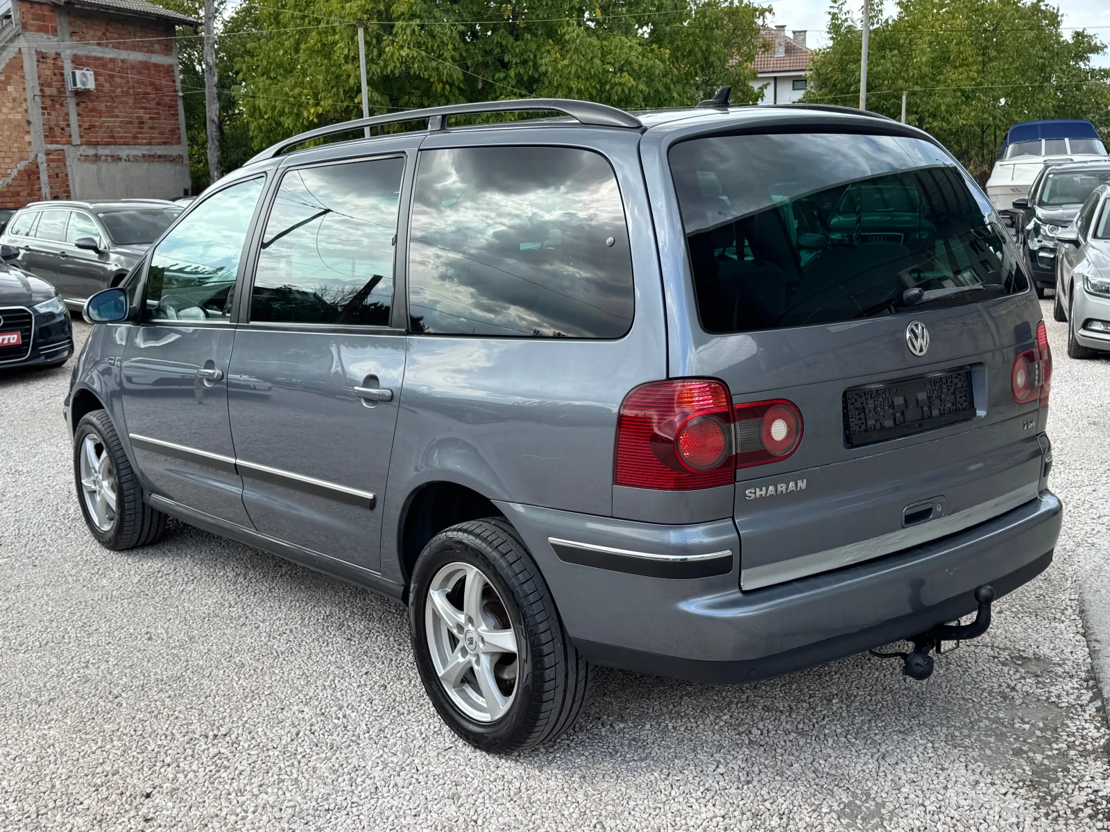 VW Sharan 1.9TDI-7седалки, снимка 5 - Автомобили и джипове - 56293059