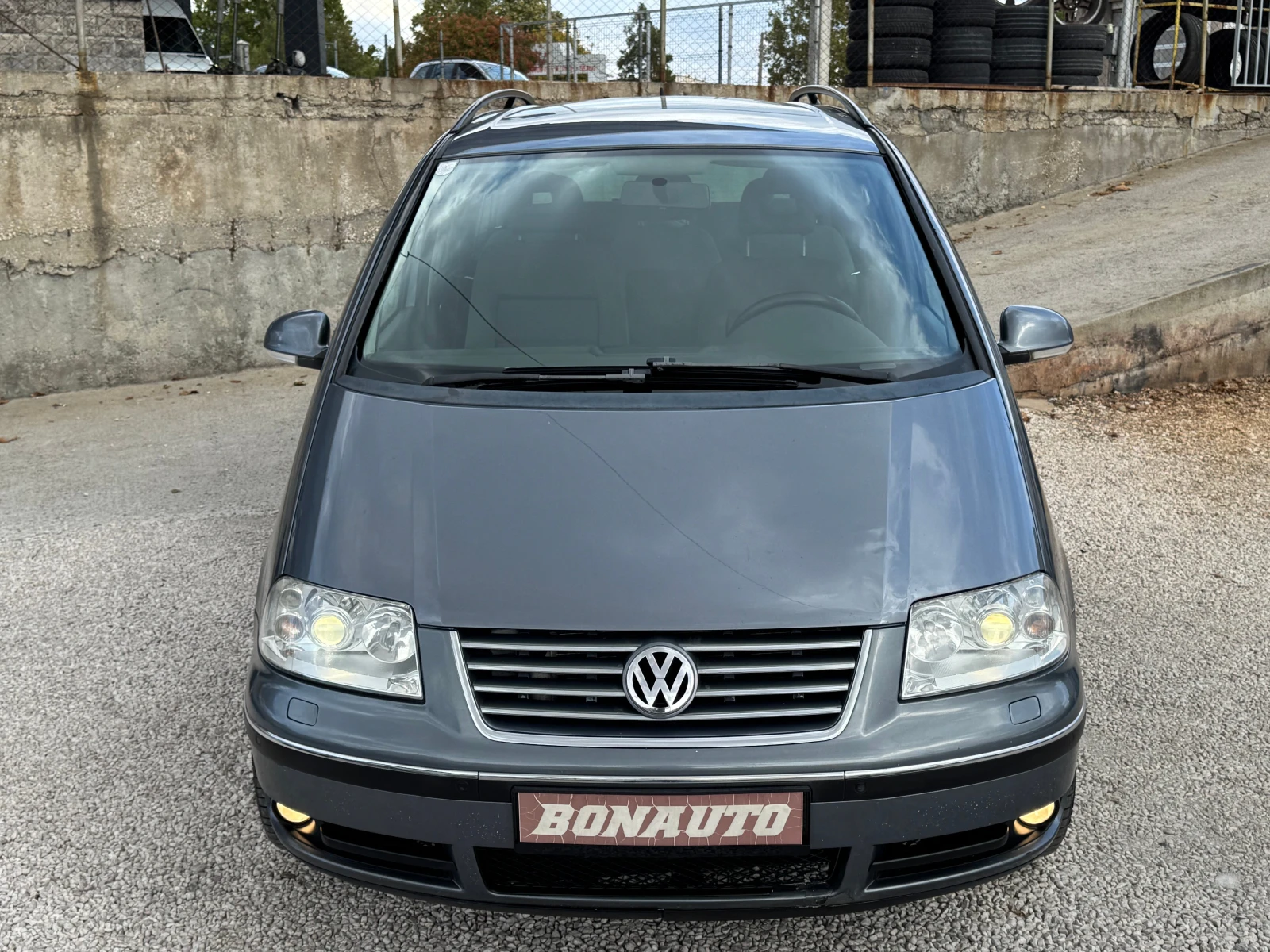 VW Sharan 1.9TDI-7седалки, снимка 2 - Автомобили и джипове - 56293059